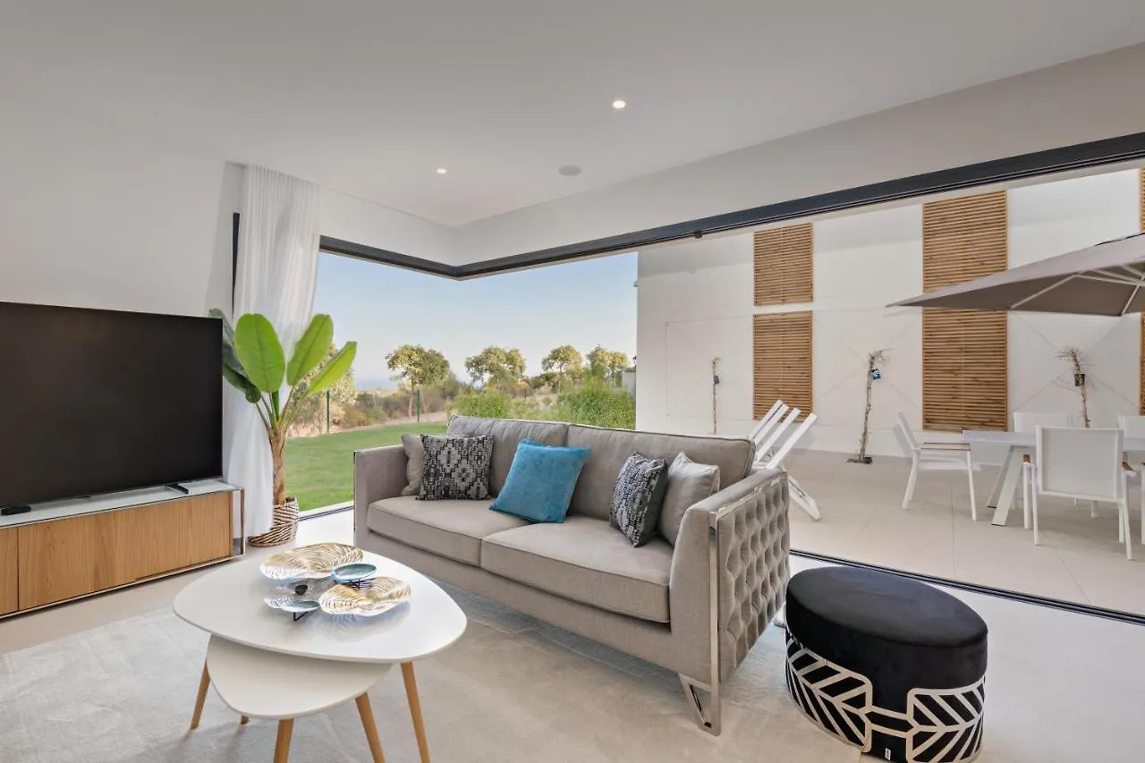 Luxury Seaview 3 Bedroom Apartment - Along Golf Course Of Finca Cortesin 카사레스