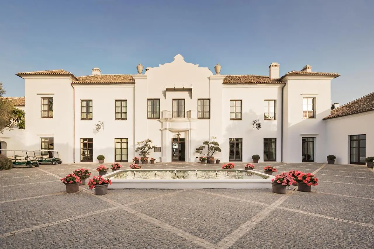 Luxury Seaview 3 Bedroom Apartment - Along Golf Course Of Finca Cortesin Casares Spanyolország