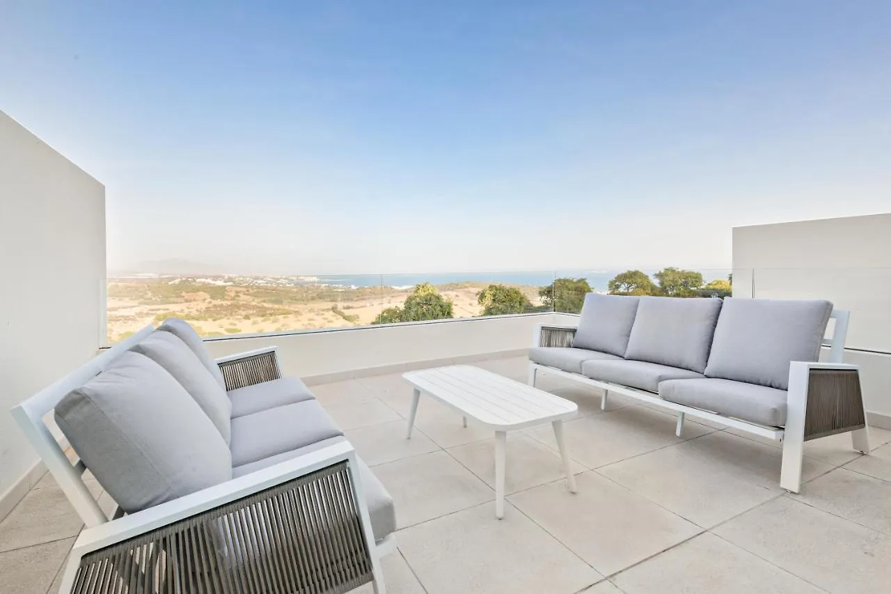 Luxury Seaview 3 Bedroom Apartment - Along Golf Course Of Finca Cortesin 카사레스