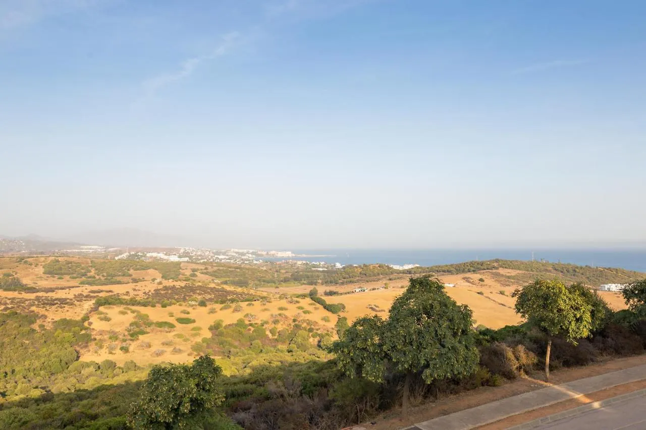 Luxury Seaview 3 Bedroom Apartment - Along Golf Course Of Finca Cortesin 카사레스