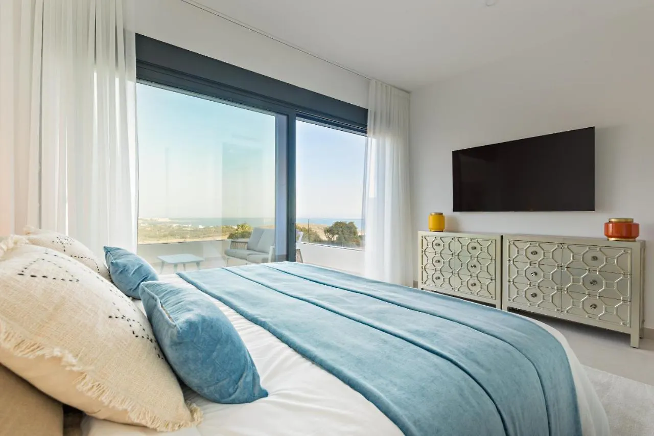Luxury Seaview 3 Bedroom Apartment - Along Golf Course Of Finca Cortesin Casares Spanyolország